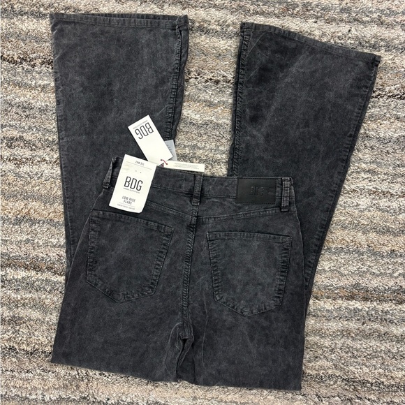 BDG Low Rise Flare Leg Corduroy Jeans Sz 28Wx32L NWT | Urban Outfitters Jeans - - Picture 12 of 13